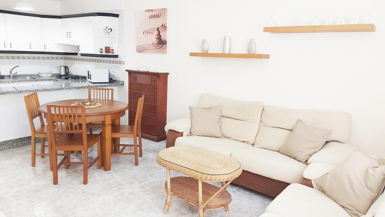 Centric 2 Bedrooms Apartment Near To The Beach - By Tenerifehints El Médano Esterno foto