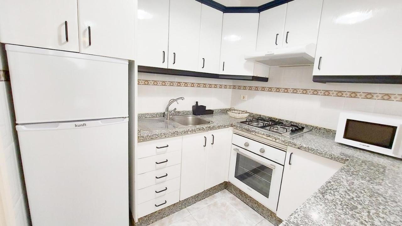 Centric 2 Bedrooms Apartment Near To The Beach - By Tenerifehints El Médano Esterno foto